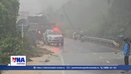 Nỗ lực cứu hộ, cứu nạn vụ sạt lở đèo Khánh Lê