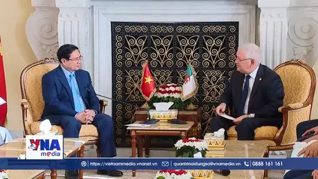 Thủ tướng Phạm Minh Chính hội kiến Chủ tịch Thượng viện Algeria
