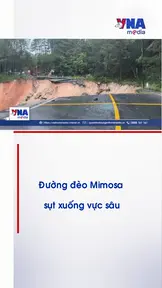Đường đèo Mimosa sụt xuống vực sâu