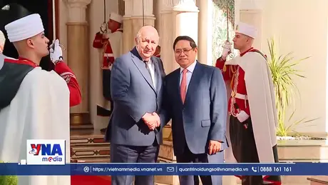 Thủ tướng Phạm Minh Chính hội kiến Tổng thống Algeria