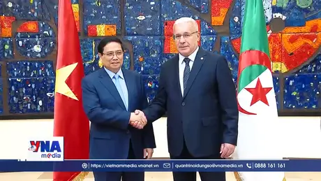 Thủ tướng Phạm Minh Chính hội kiến Chủ tịch Hạ viện Algeria