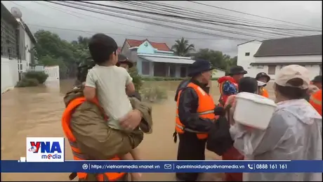 Chi đội Kiểm ngư số 4 hỗ trợ Khánh Hòa ứng phó mưa lũ