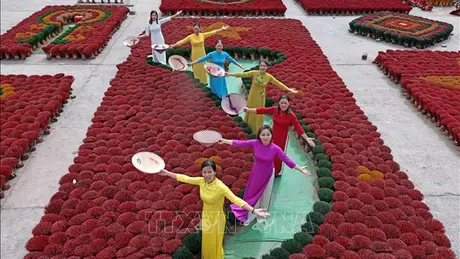 Làng nghề tăm hương trăm năm chuyển mình thành điểm du lịch phía Nam Hà Nội