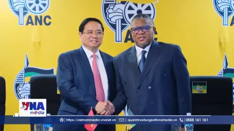 Thủ tướng gặp Tổng Thư ký Đảng Đại hội dân tộc Phi