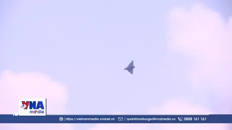 Máy bay Ấn Độ rơi khi trình diễn tại Dubai