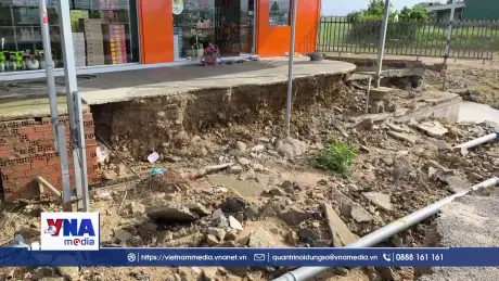 Mưa lũ gây thiệt hại nặng hạ tầng và nông nghiệp Khánh Hoà