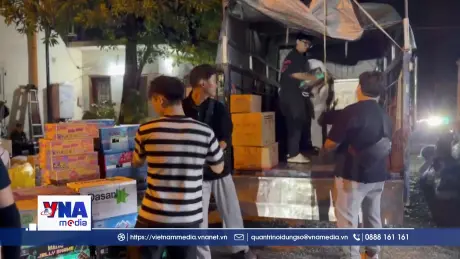 Sinh viên hướng về người dân vùng lũ