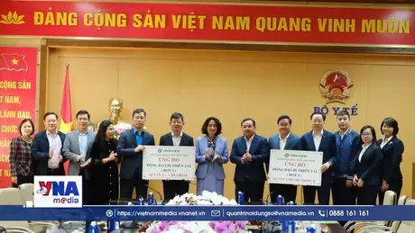 Vinachem cung ứng 20 tấn hóa chất xử lý môi trường vùng lũ