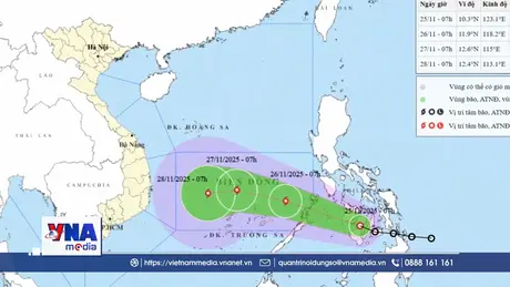 Áp thấp nhiệt đới di chuyển nhanh, có thể vào Biển Đông đêm nay