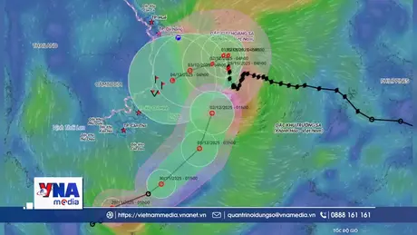 Áp thấp đổi hướng, bão số 15 giữ nguyên cường độ