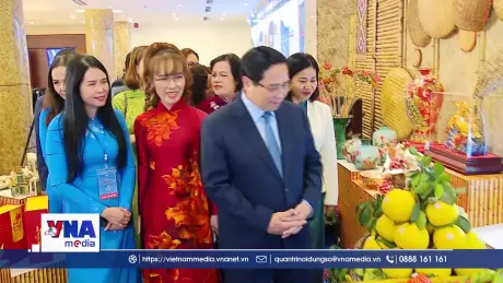 Phụ nữ Việt Nam phát huy truyền thống, thi đua khởi nghiệp