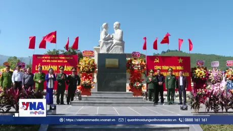Khánh thành tượng đài “Nghe lời non nước – Bác Hồ với chiến sĩ Biên phòng”