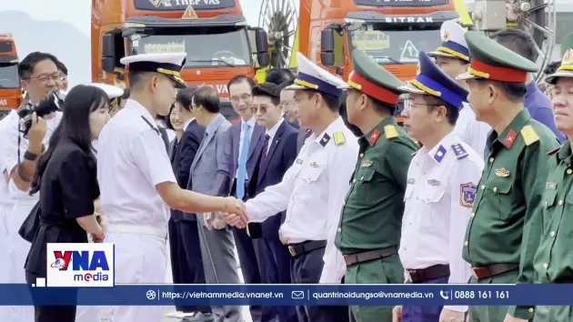 Tàu huấn luyện Hải quân Hàn Quốc thăm hữu nghị thành phố Đà Nẵng