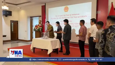 Người Việt tại Indonesia sẻ chia với đồng bào vùng thiên tai