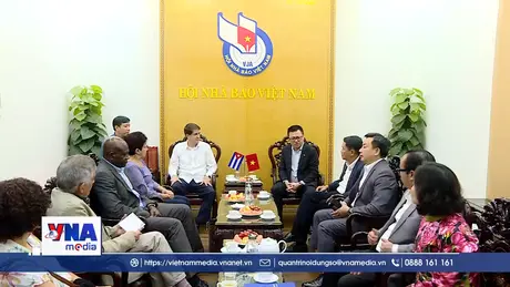 Hội Nhà báo Việt Nam tiếp Hãng Thông tấn Prensa Latina