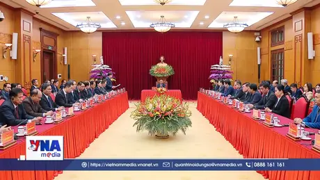 Thường trực Ban Bí thư tiếp Đoàn cán bộ cao cấp Đảng NDCM Lào