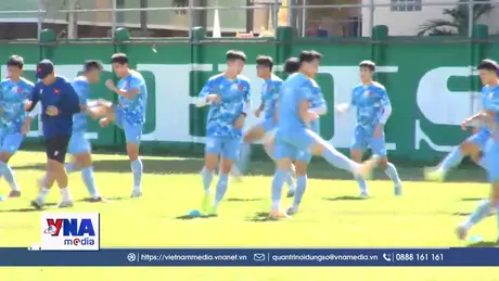 U22 Việt Nam tập chiến thuật đối đầu với U22 Malaysia