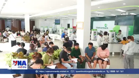 Giảm lãi vay cho 3 triệu khách hàng tại 22 tỉnh, thành chịu bão lũ