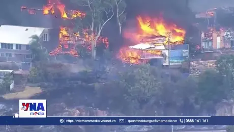 Australia kích hoạt cứu trợ thiên tai do cháy rừng