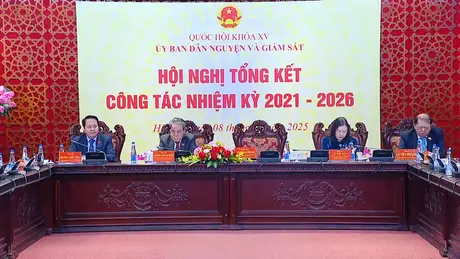 Nhiệm kỳ giám sát chủ động, kiến tạo và gần dân