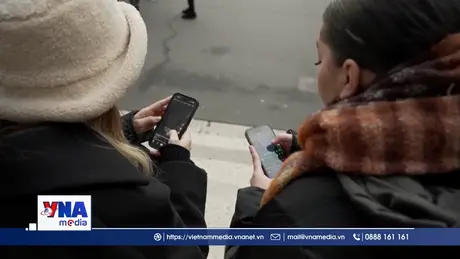 Pháp chia rẽ về kế hoạch cấm điện thoại ở bậc trung học