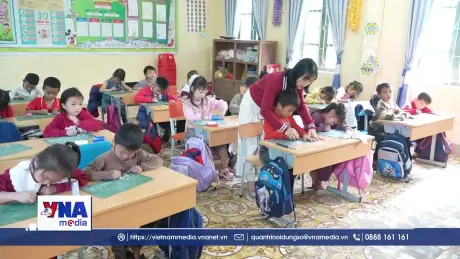 Nâng bước học sinh dân tộc Chứt giữa đại ngàn Hà Tĩnh