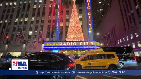Mỹ: New York rực rỡ chờ đón mùa lễ