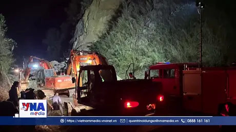 Vụ sạt lở đất đá trên Quốc lộ 6 làm 3 người tử vong