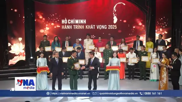 Giao lưu điển hình học và làm theo Bác 