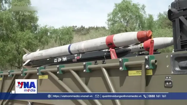 Anh và Đức tăng cường hỗ trợ quân sự cho Ukraine