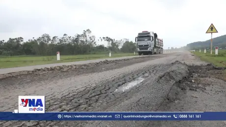 Tuyến đường 11 tỷ đồng vừa nghiệm thu đã hỏng nặng