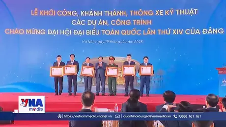 Mồ hôi, máu và nước mắt kết tinh kiến tạo cho sự phát triển