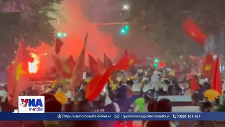 Người dân Hải Phòng ăn mừng chiến thắng của đội tuyển Việt Nam