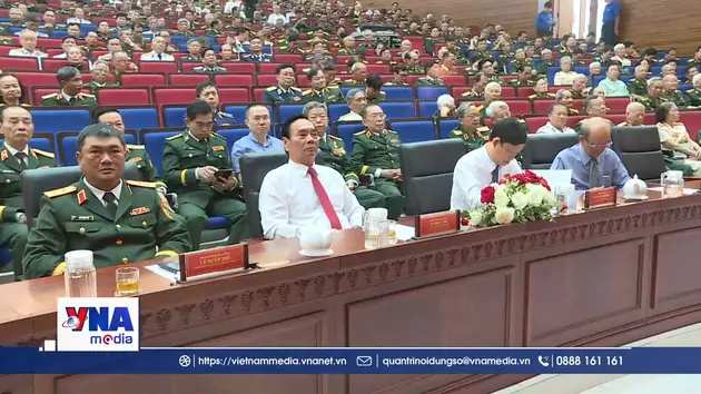 TP.HCM gặp mặt cán bộ cao cấp Quân đội nghỉ hưu