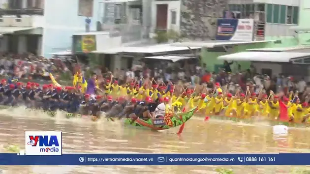 Sôi động Giải đua ghe Ngo ở Cà Mau năm 2025