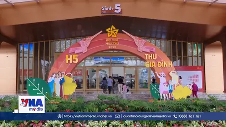 Không gian văn hóa, ẩm thực hút khách tại Hội chợ Mùa Thu 2025 