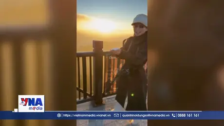 Băng phủ trắng đỉnh Fansipan trong ngày Giáng sinh 2025