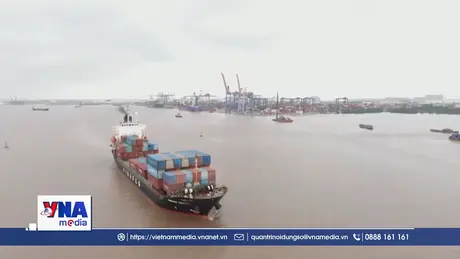 Lần đầu xuất nhập khẩu Việt Nam vượt mốc 900 tỷ USD