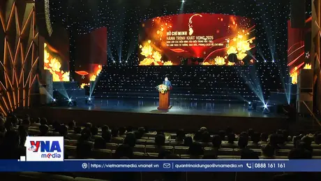 Tổng Bí thư dự Chương trình “Hồ Chí Minh - Hành trình khát vọng 2025”