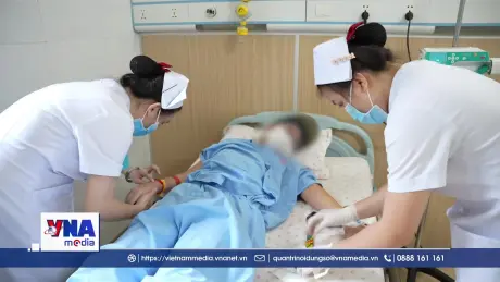 Điều trị thành công bé trai Campuchia mắc ung thư máu hiếm gặp