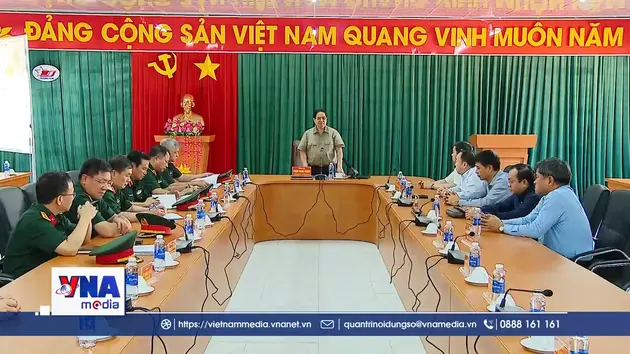 Thủ tướng thăm, động viên lực lượng vũ trang tại quần đảo Thổ Chu