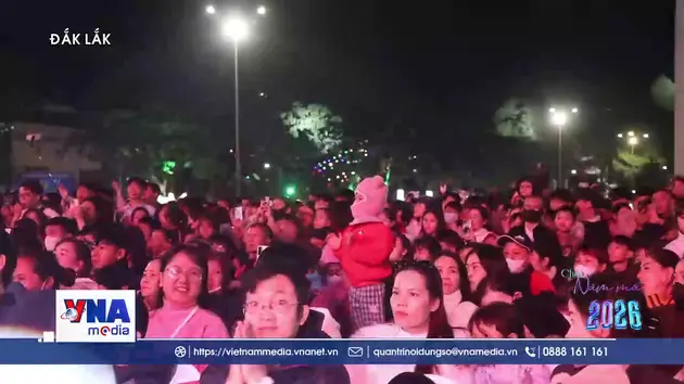 Nhân dân tỉnh Đắk Lắk nô nức đón chào năm mới