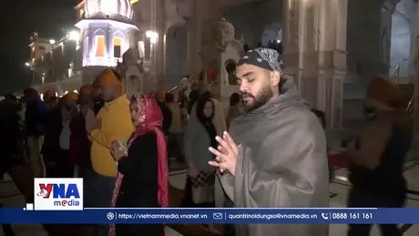 Người dân thế giới nguyện cầu trong năm mới