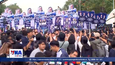 Thái Lan trưng cầu ý dân về Hiến pháp trong ngày tổng tuyển cử