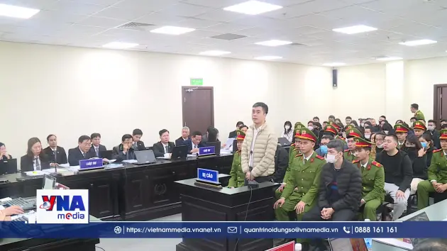 18 bị cáo hầu tòa trong vụ sản xuất sữa giả