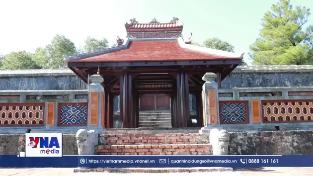 Yêu cầu tháo dỡ công trình trái phép tại di tích lăng vua Thiệu Trị