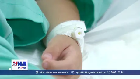 Cứu thành công bé trai thủng ruột do nuốt nam châm