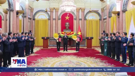 Trao quyết định bổ nhiệm Phó Chánh án Toà án Nhân dân Tối cao