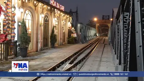 Hà Nội đề xuất dừng chạy tàu qua “phố cà phê đường tàu”
