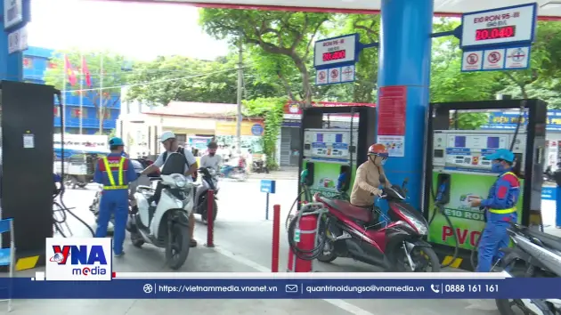 Giá xăng về thấp nhất gần 5 năm